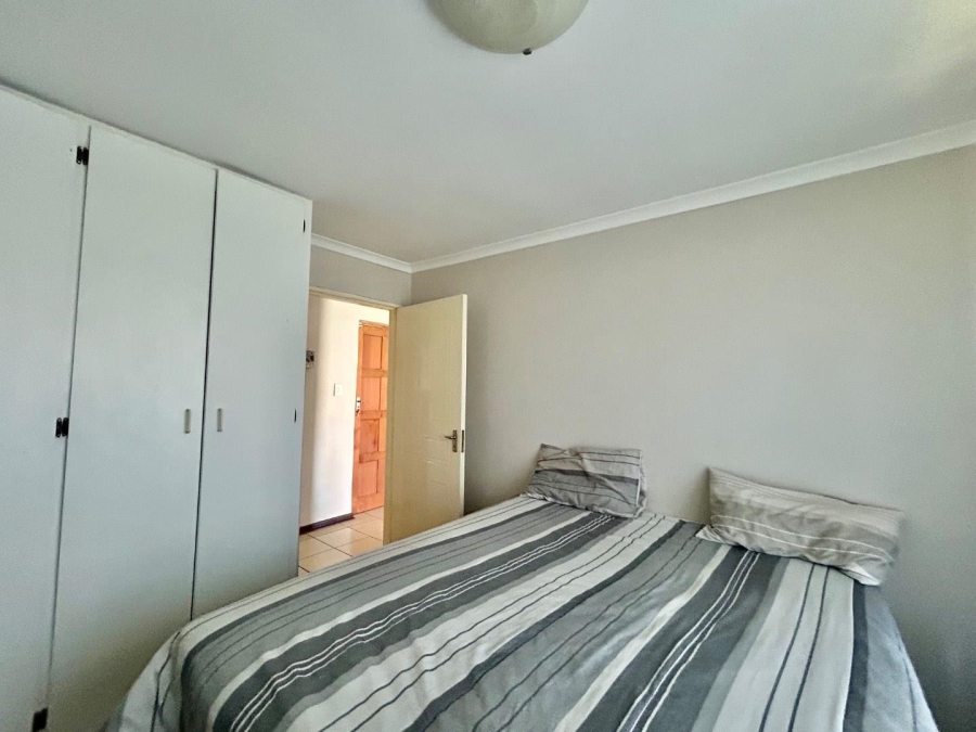 2 Bedroom Property for Sale in Langenhovenpark Free State